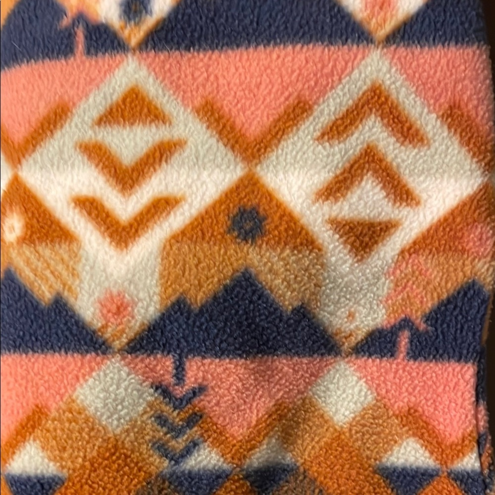 Geometric Patterned Hoodie - Picture 4 of 4
